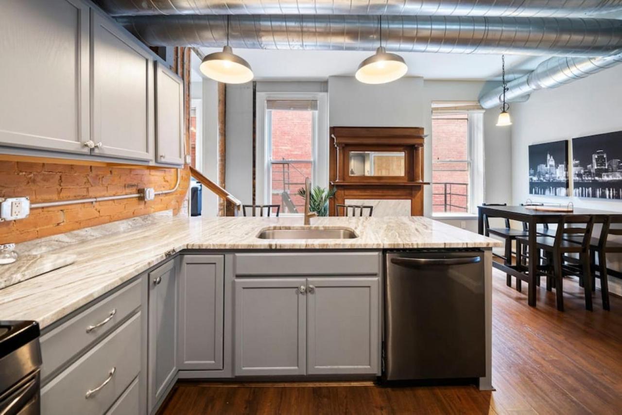 Escape 2br Steps To Tql Near Otr And Downtown Cincinnati